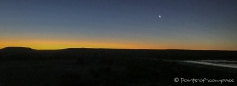 Sonnenuntergang mit zunehmenden Mond auf Valdés