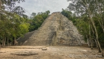 Ruinen von Cobá: Grupo Nohoch Mul