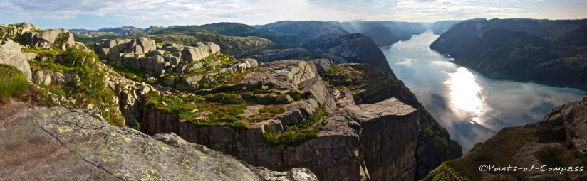 Blick auf den Preikestolen und den Lysefjord