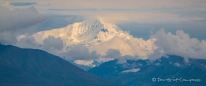Immer wieder haben wir freie Sicht auf die Berge & Gletscher der Alaska-Range