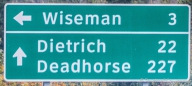 ein kleiner Umweg über Wiseman ist drin ... und bis Deadhorse sind es auch nur noch 227 Meilen ...