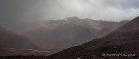 der Altigun-Pass über die Brooks Range wirkt richtig mystisch mit dm Mini-Regenbogen im Nebel...