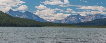 der Rock Lake mit Blick auf die Rocky‘s