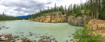 hier hat sich das Wasser nach den Athabasca-Falls bereits wieder beruhigt...