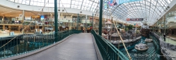 Ein Teil des Schwimmbades in der West-Edmonton Mall