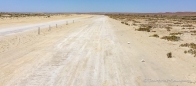 Straße und Airfield in einem bei Abreojos...