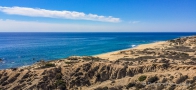 tiefblaues Meer bei Traumwetter