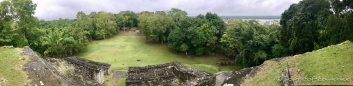 Blick vom Jaguar Tempel Lamanai