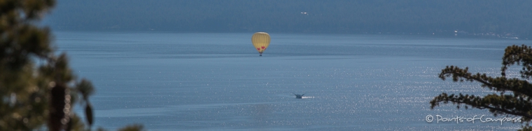 Morgendliche Ballonfahrt-Beobachtung über dem Lake Tahoe