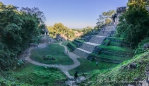 Palenque: Blick auf den Templo de la Cruz