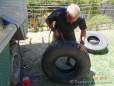 Andreas auf neuem Terrain... die Reifen werden nachgeschnitten - vielen Dank Hans für die Fotos und das Equipment