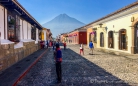 Antigua - Blick auf den Volcano Agua