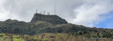 aber auch die Berge mit den Antennen sind zu sehen... überall und jederzeit erreichbar ist das Motto