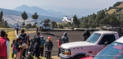 insgesamt jede Menge Polizei und drei Hubschrauber sind für den Sonntagsausflug des Gouverneur von Michoacan im Einsatz... und wir haben was zum schauen ;)