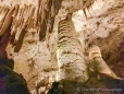 Gigantische Stalagtiten und Stalagniten erwarten uns in den Tiefen der riesigen Tropfsteinhöhlen