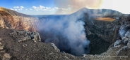 erster Blick in den aktiven Masaya-Vulkan
