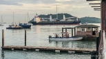 die Segelboote werden "auf dem Trockenen" durch den Panamakanal verschifft