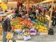 Obst- und Gemüsemarkt in Chinchero