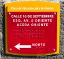 sämtliche Straßen- und Info-Schilder in Puebla sind zusätzlich in Brailleschrift - wir fanden das einfach nur gut!