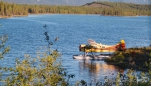 Hier hat man nicht nur ein Boot, sondern auch noch ein Wasserflugzeug ;)