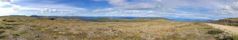 auf dem Top-of-the-World-Highway zur Grenze nach Alaska